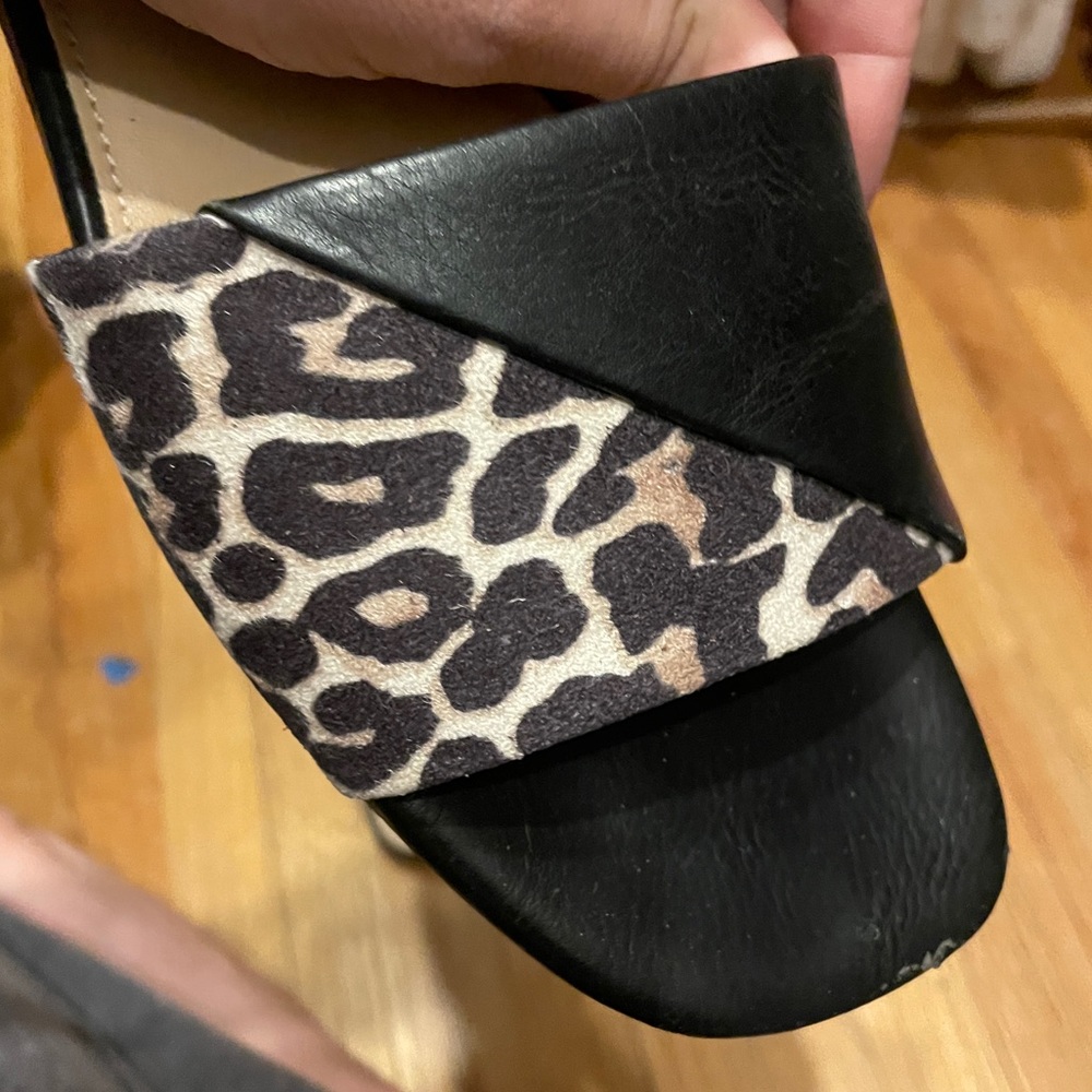JANE AND THE SHOE | Vivian Open Toe Slide Sandals Shoes - Picture 3 of 4
